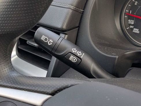 Used 2023 GMC Terrain SLE w/ Driver Convenience Package image 25