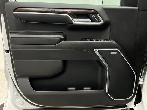 Used 2022 GMC Sierra 1500 SLT w/ SLT Premium Plus Package image 17