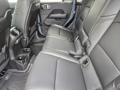 New 2026 Jeep Gladiator Sport AWD/4WD image 24