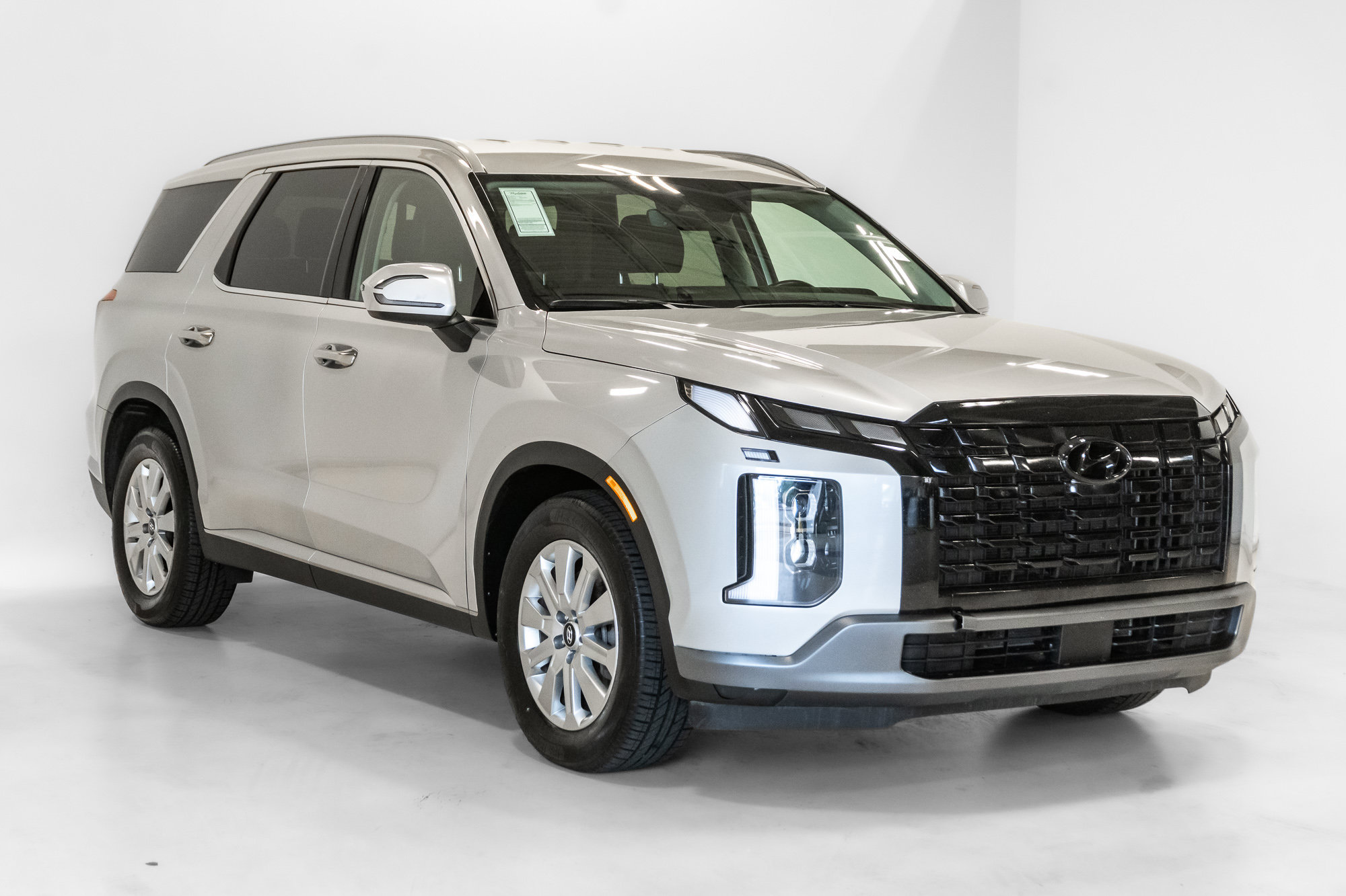 Used 2025 Hyundai Palisade SEL FWD image 6