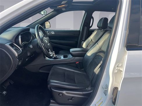 Used 2021 Jeep Grand Cherokee Laredo X image 10