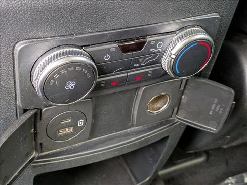 Used 2020 Ford Explorer XLT w/ Equipment Group 202A image 16