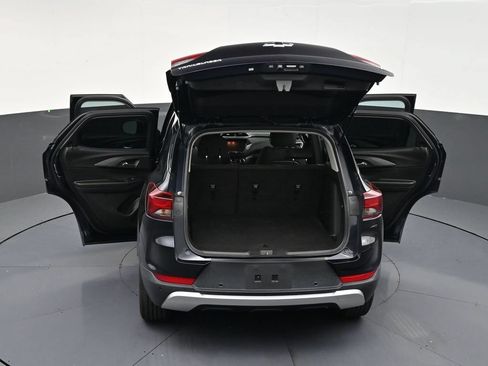 Used 2021 Chevrolet TrailBlazer LT w/ Convenience Package FWD image 33