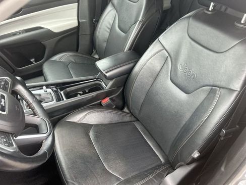 Used 2022 Jeep Compass Limited image 15