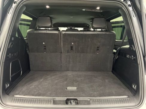 Used 2024 Jeep Wagoneer Series II w/ Flexible Seating Group RWD image 45