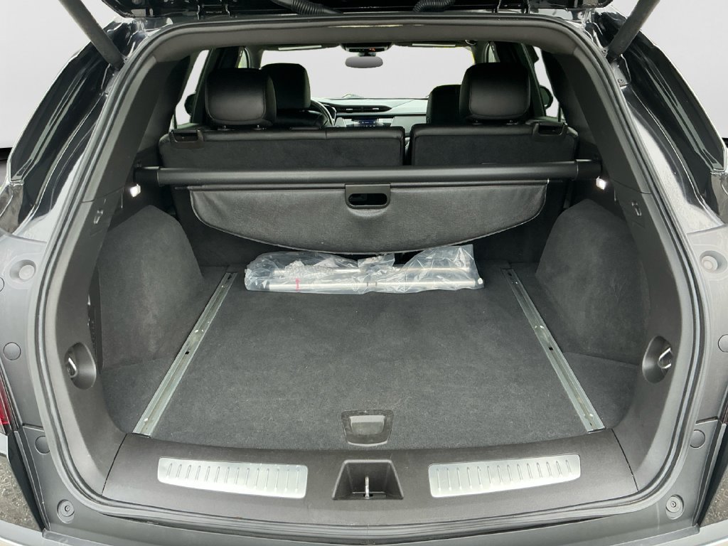 Used 2021 Cadillac XT5 Premium Luxury AWD/4WD image 17