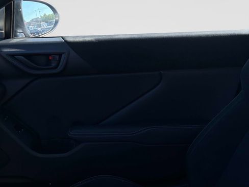 Used 2025 Toyota GR86 Premium w/ ALL Weather Mat Package (TMS) RWD image 17
