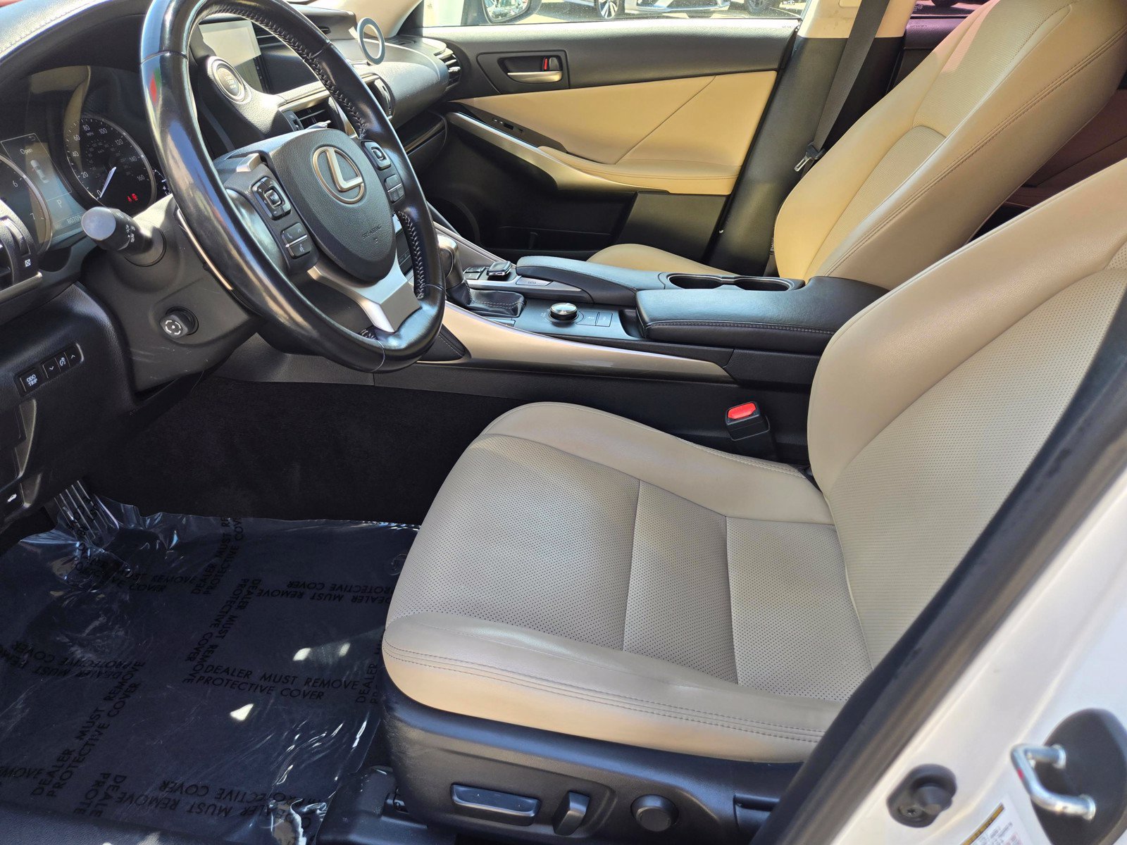 Used 2020 Lexus IS 300 w/ Navigation Package RWD image 11