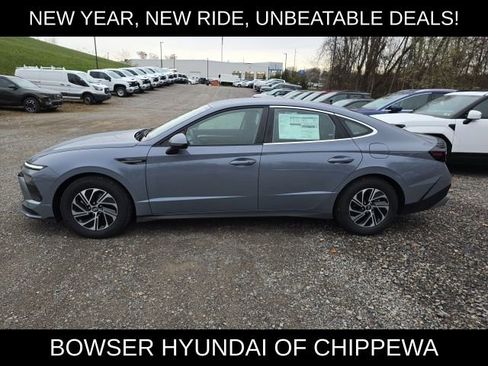 New 2026 Hyundai Sonata Blue image 2