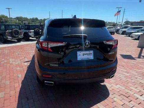 Used 2023 Acura RDX FWD w/ Technology Package image 9