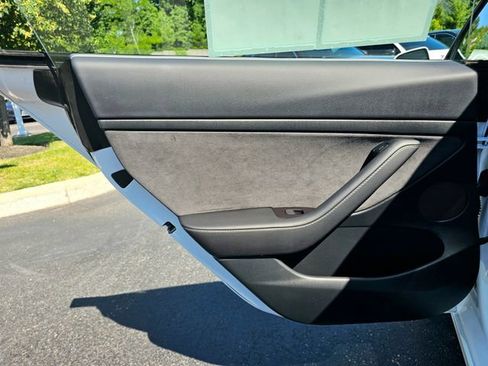 Used 2023 Tesla Model 3 Performance AWD/4WD image 30
