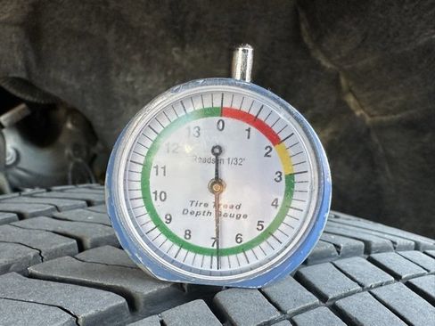 Used 2023 Chevrolet Silverado 1500 High Country w/ High Country Premium Package image 32