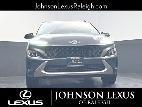 Used 2022 Hyundai Kona Limited w/ Winter Weather Package image 16