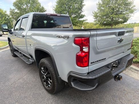 Used 2025 Chevrolet Silverado 2500 Custom w/ Custom Value Package AWD/4WD image 7