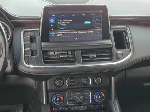 Used 2021 Chevrolet Tahoe Premier w/ Premium Package image 10