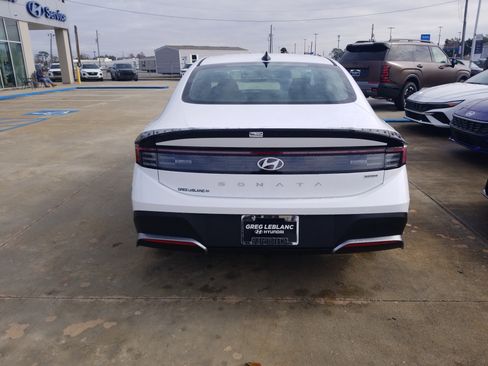 New 2026 Hyundai Sonata Blue FWD image 6