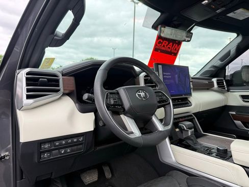 Used 2024 Toyota Sequoia Capstone image 12