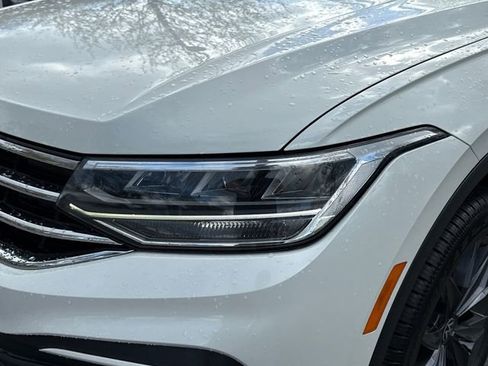 Used 2023 Volkswagen Tiguan SE image 9