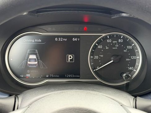 Used 2024 Nissan Versa SV w/ Trunk Package FWD image 23