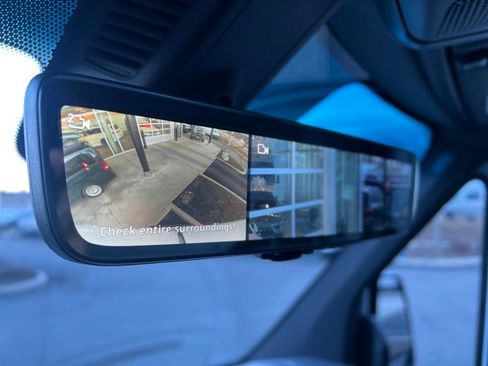 Used 2024 Mercedes-Benz Sprinter 3500 image 35