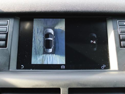 Used 2018 Land Rover Discovery Sport HSE image 23