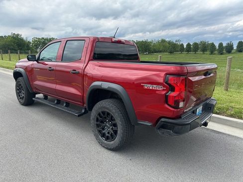 Used 2023 Chevrolet Colorado Trail Boss w/ Advanced Trailering Package AWD/4WD image 4