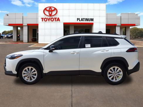 New 2026 Toyota Corolla Cross LE image 3