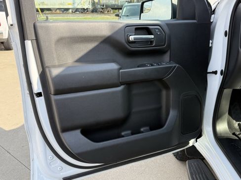 Used 2022 Chevrolet Silverado 1500 Custom Trail Boss image 16