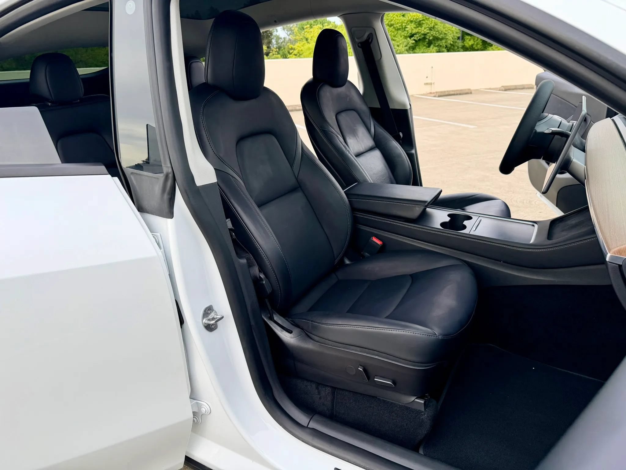 Used 2022 Tesla Model Y Performance AWD/4WD image 18