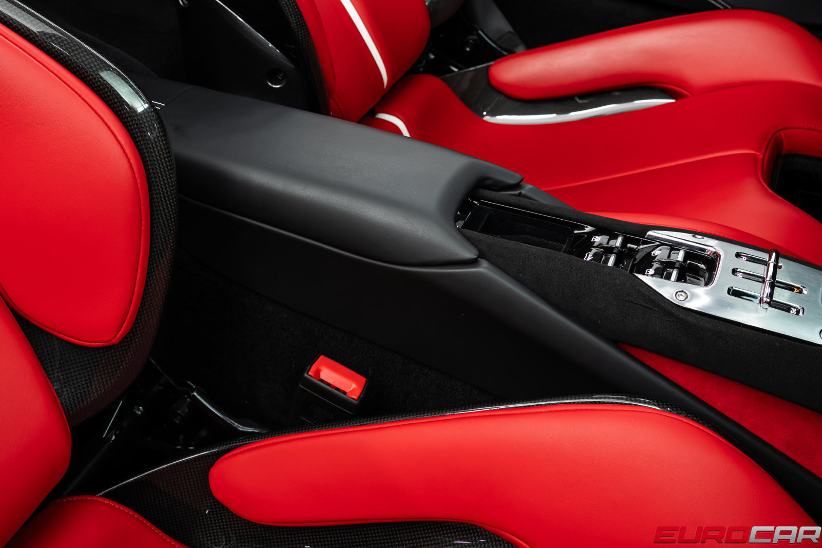 Used 2024 Ferrari 296 GTS RWD image 38