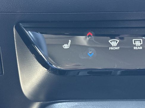 New 2026 Nissan Kicks SR w/ SR Premium Package AWD/4WD image 17