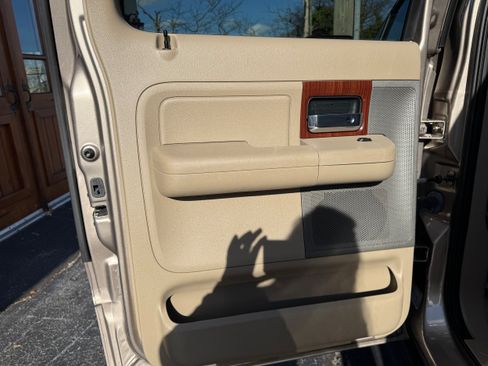 Used 2005 Ford F150 FX4 AWD/4WD image 24