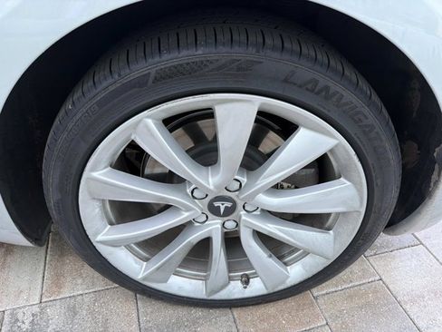 Used 2018 Tesla Model 3 Long Range RWD image 30