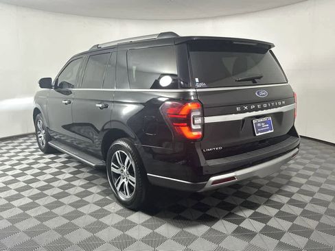 Certified 2023 Ford Expedition Limited image 9