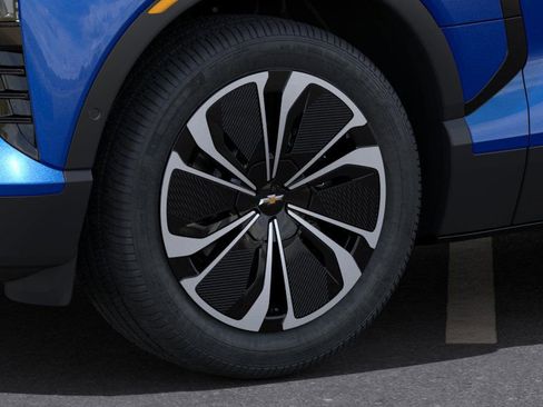 New 2025 Chevrolet Blazer EV LT image 43