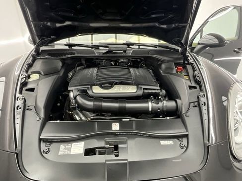 Used 2013 Porsche Cayenne image 30