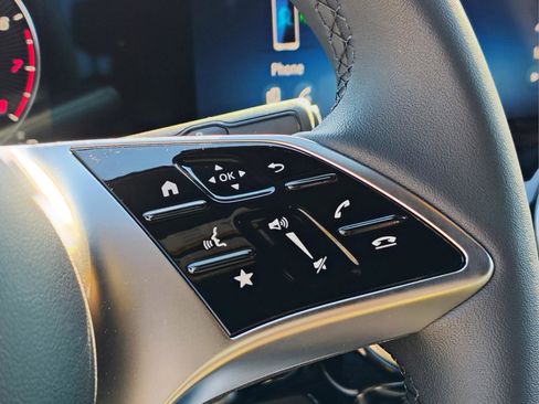 Used 2026 Mercedes-Benz GLA 250 image 32