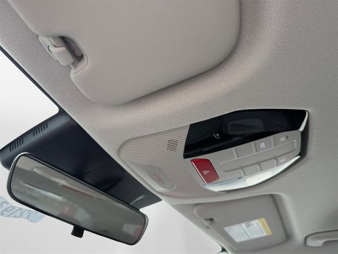 New 2025 Kia K4 LXS image 27