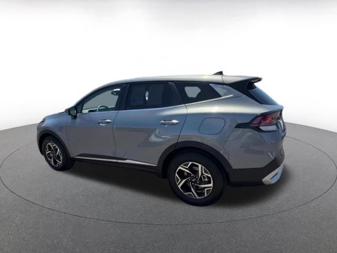 Used 2025 Kia Sportage LX FWD image 10