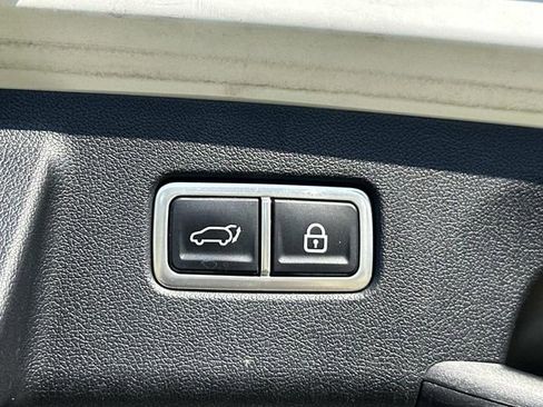 Used 2021 Kia Sorento SX image 11