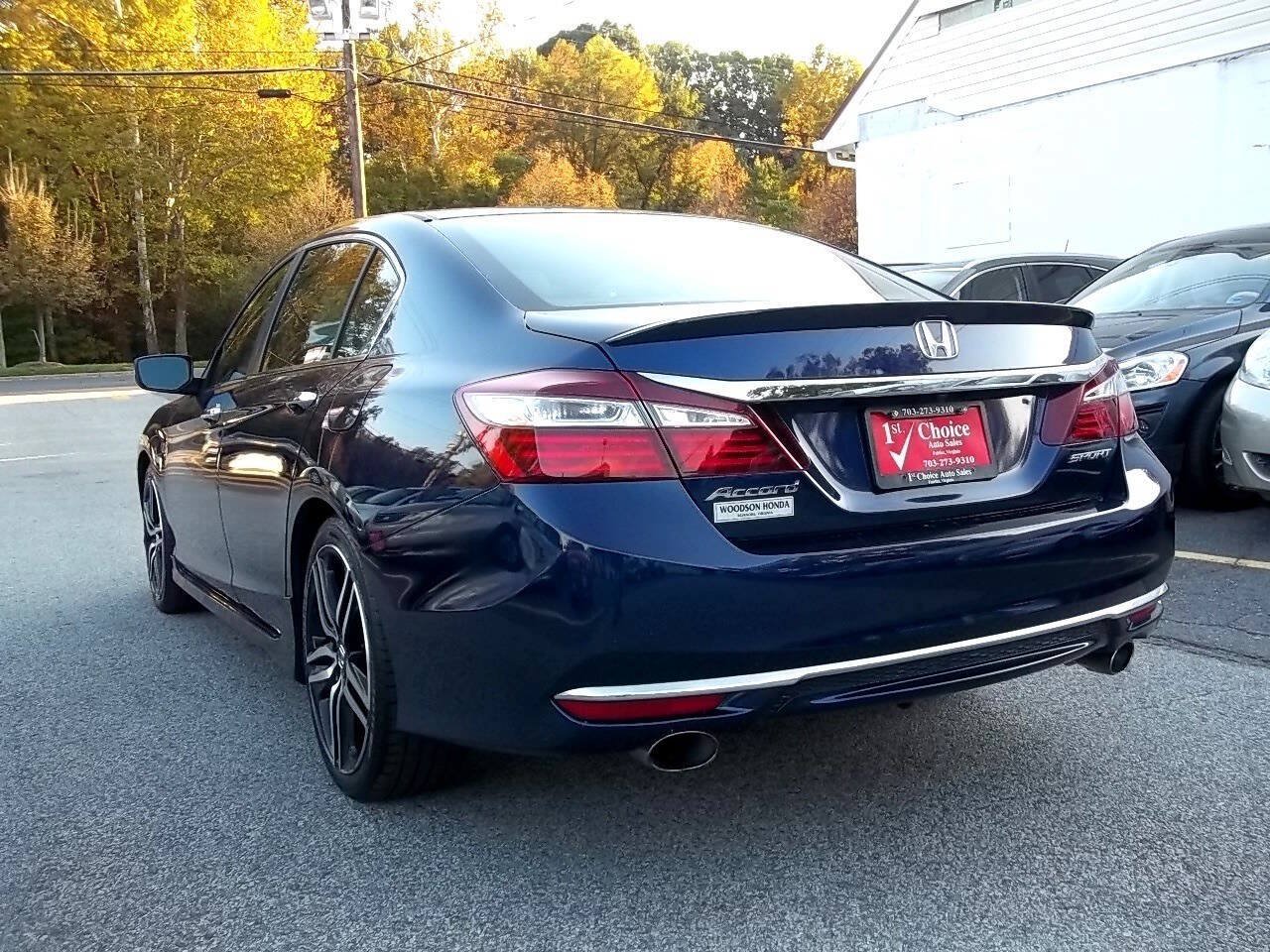 Used 2017 Honda Accord Sport image 3