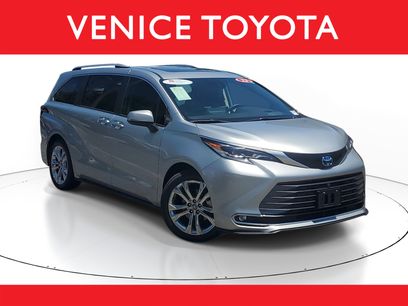 Certified 2023 Toyota Sienna Platinum