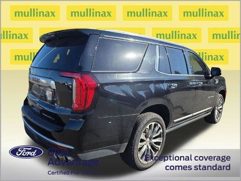 Used 2021 GMC Yukon Denali w/ Denali Premium Package AWD/4WD image 3