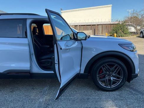 New 2026 Ford Explorer ST w/ Sun And Sound Package image 38