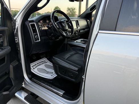 Used 2017 RAM 1500 Limited RWD image 8