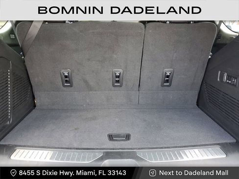 Used 2022 GMC Yukon AT4 w/ Max Trailering Package image 8