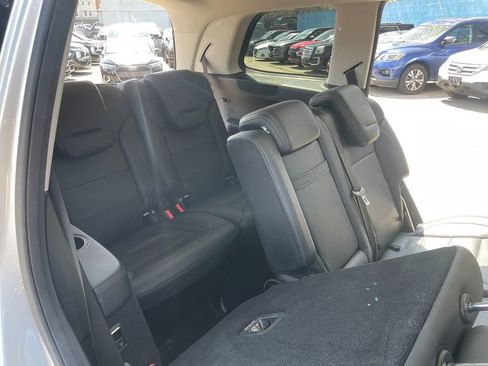 Used 2017 Mercedes-Benz GLS 450 4MATIC image 28