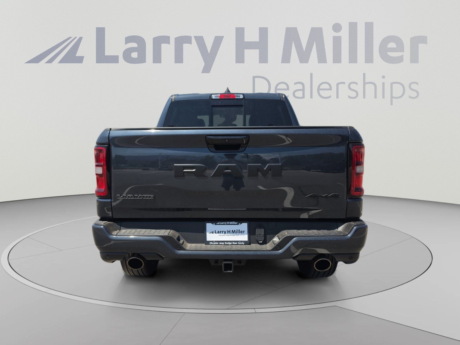 New 2026 RAM 1500 Laramie w/ Night Edition AWD/4WD image 4