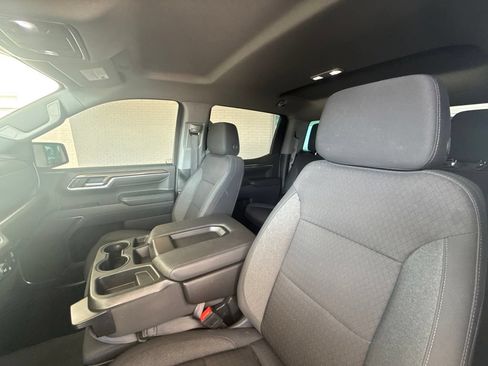 Used 2023 Chevrolet Silverado 1500 LT AWD/4WD image 26