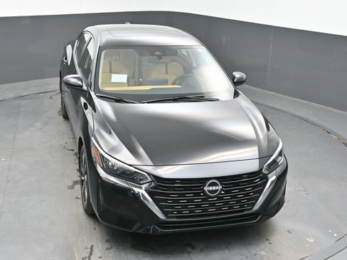 New 2025 Nissan Sentra SV w/ SV Premium Package image 30